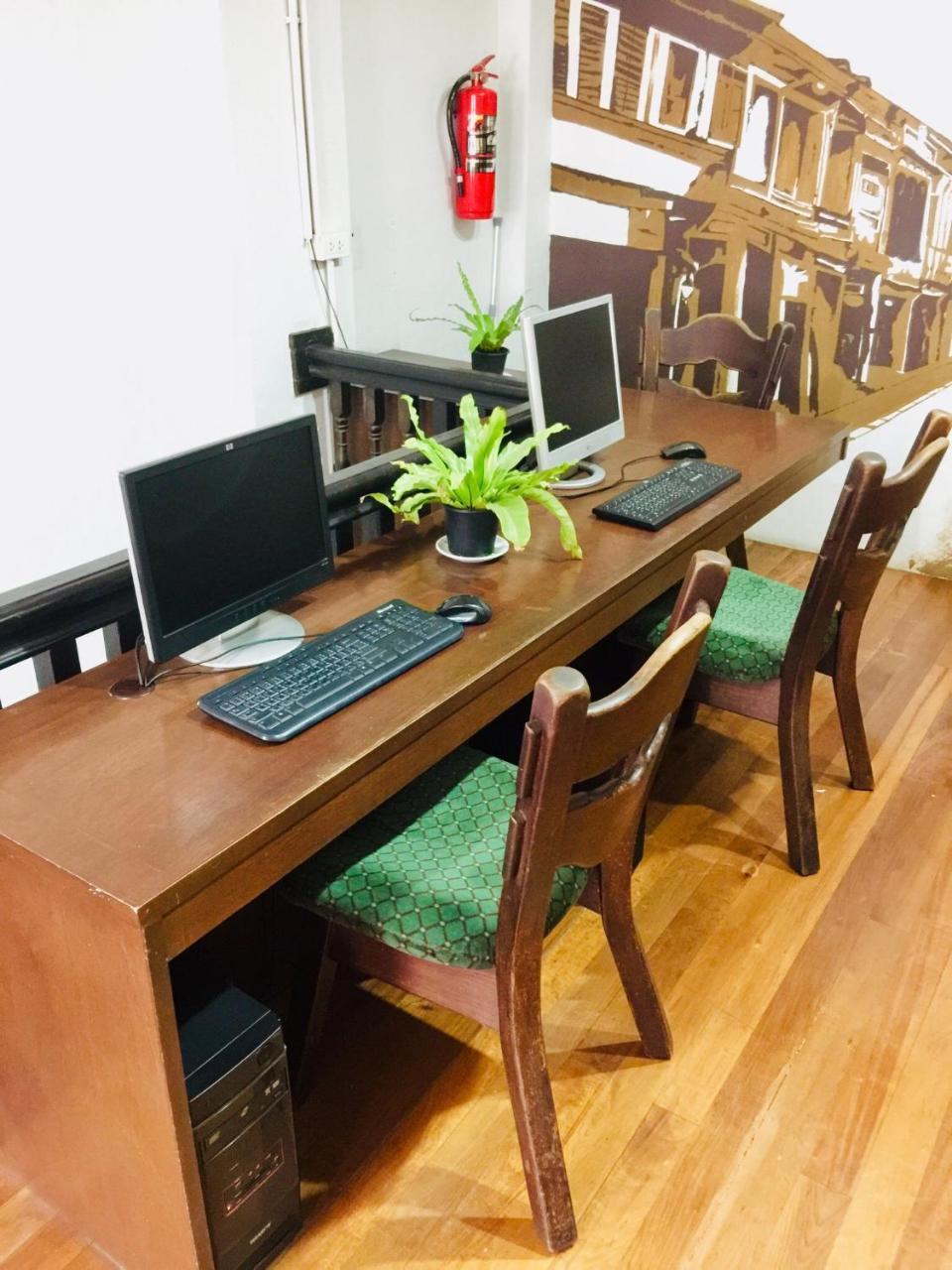 Phuket Sunny Hostel Εξωτερικό φωτογραφία