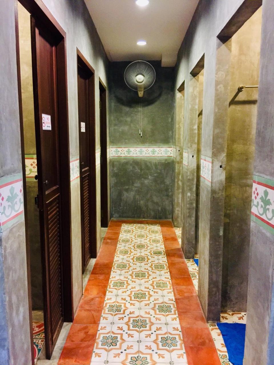 Phuket Sunny Hostel Εξωτερικό φωτογραφία
